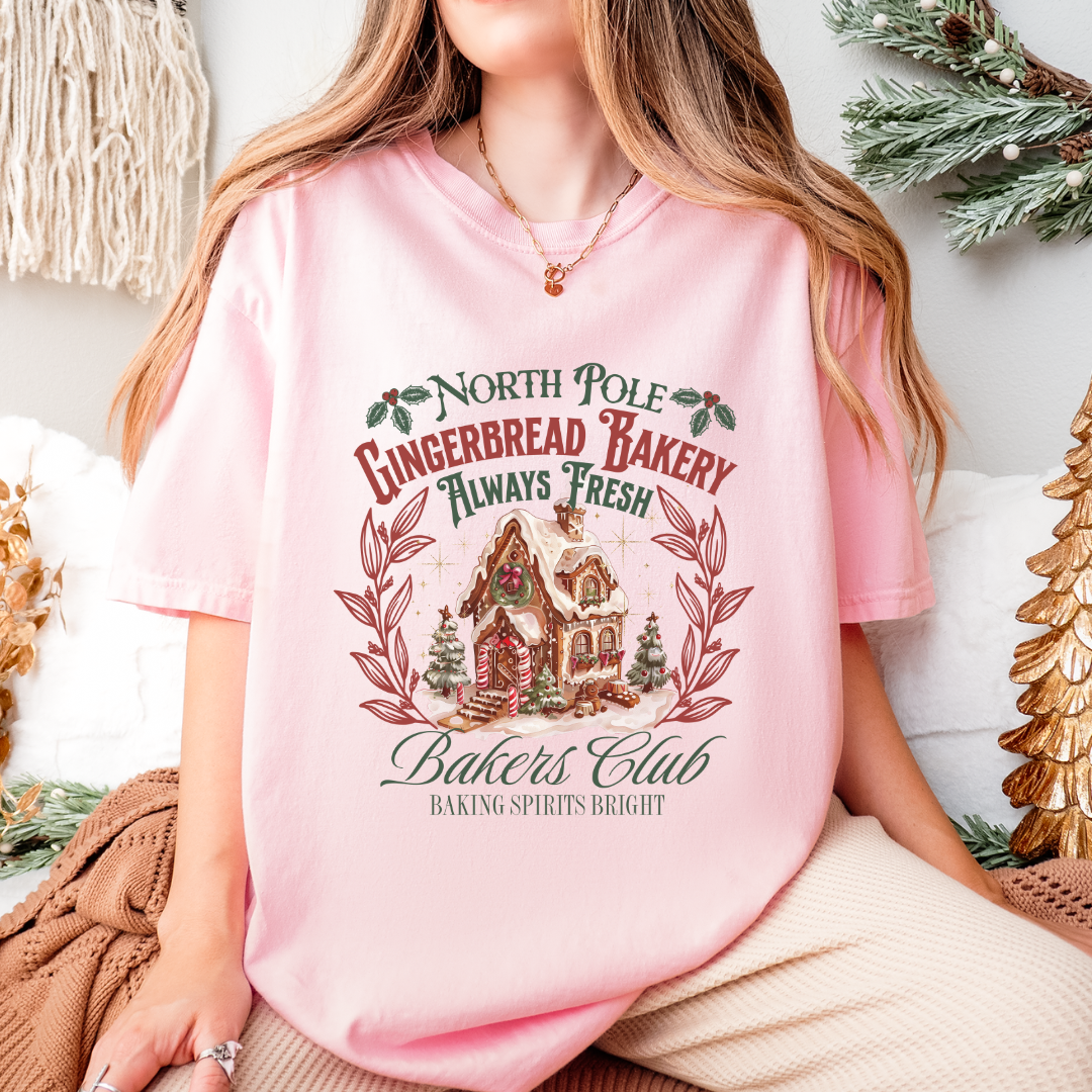 CHRISTMAS GINGERBREAD BAKERY TEE