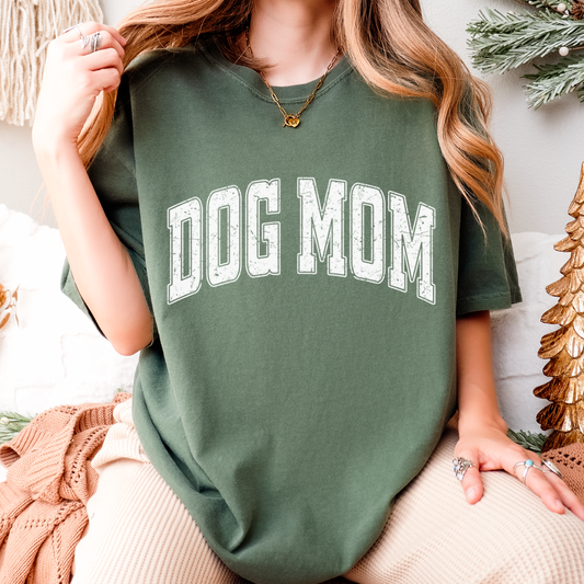 VINTAGE DOG MOM TEE